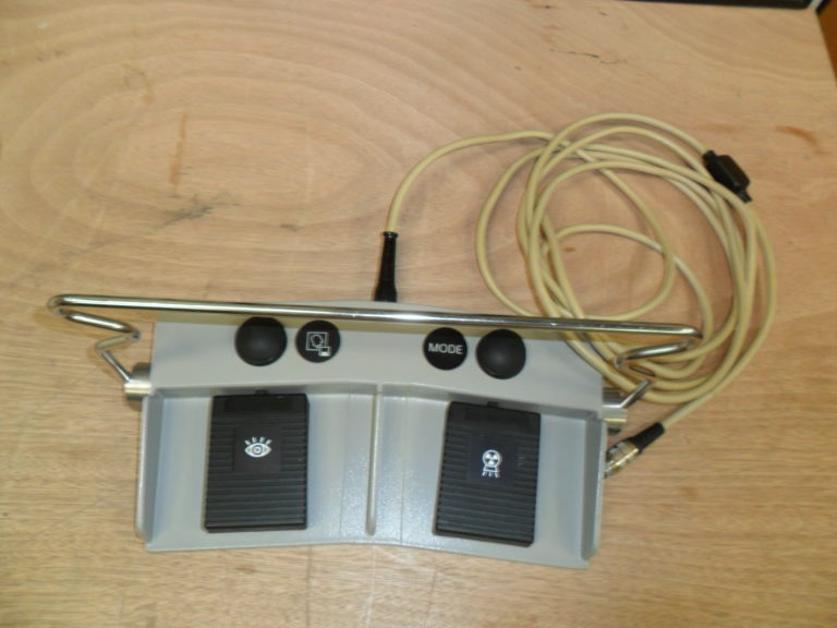 SIEMENS 10047664  EXTENDED  FOOTSWITCH Condition: Excellent visual and working condition (fully refurbished).
Warranty: 6-month 